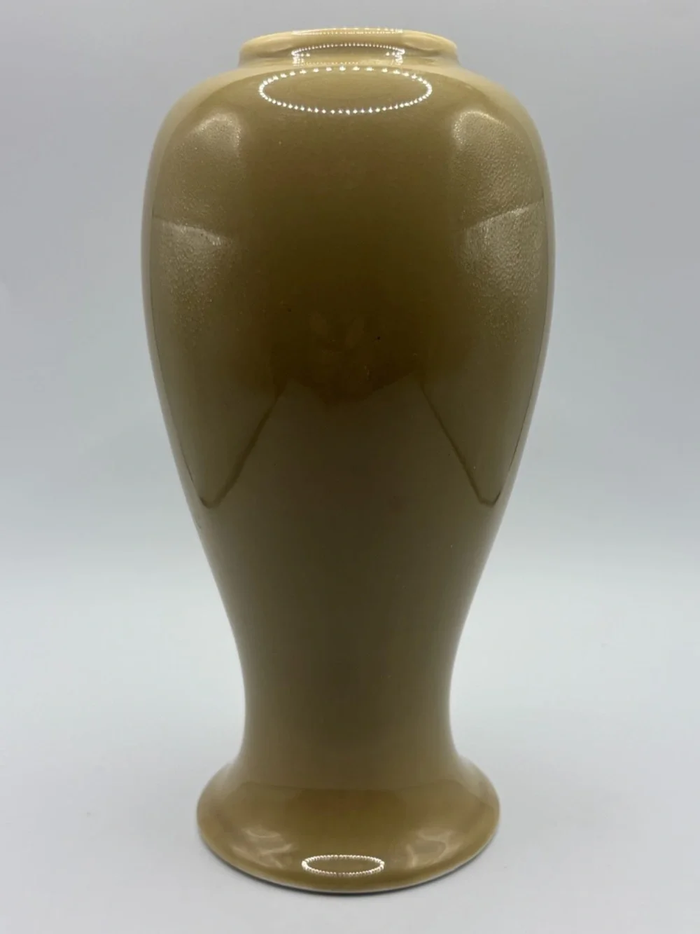 1997 Tiffany & Co. Vintage Tiffany Gallery Collection Glazed Ceramic Vase Vessel
